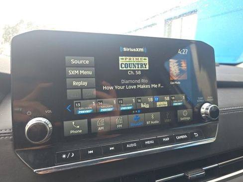 Used 2024 Mitsubishi Outlander SE image 18