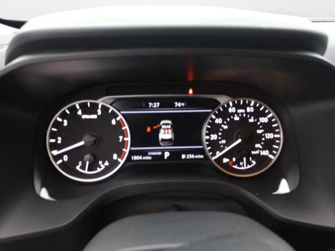 Used 2025 Nissan Rogue S FWD image 13