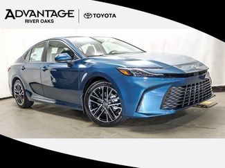 New 2025 Toyota Camry XLE video 1