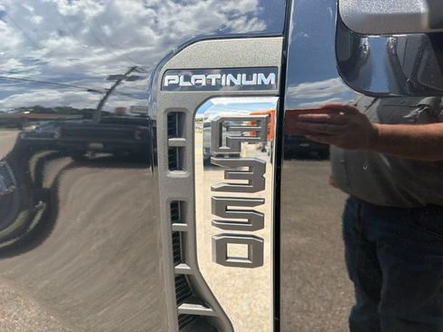 New 2026 Ford F350 Platinum w/ Platinum Plus Package AWD/4WD image 8