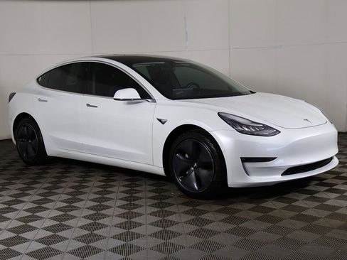 Used 2019 Tesla Model 3 Long Range AWD/4WD image 2
