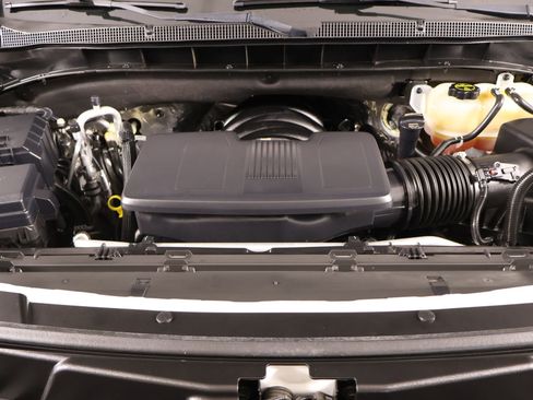 Used 2024 Chevrolet Tahoe High Country AWD/4WD image 23