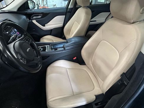 Used 2018 Jaguar F-PACE Premium AWD/4WD image 11