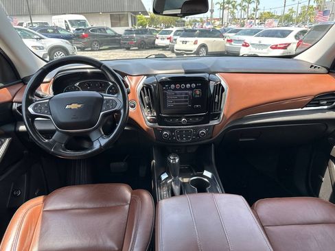 Used 2019 Chevrolet Traverse High Country w/ LPO, 'HIT The Road' Package AWD/4WD image 27