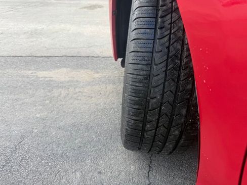 Used 2016 Toyota Corolla LE FWD image 7