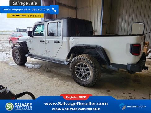 Used 2020 Jeep Gladiator Overland AWD/4WD image 3