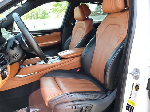 Used 2017 BMW X6 xDrive50i image 22