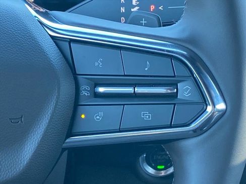 New 2026 Chevrolet Suburban LT image 8