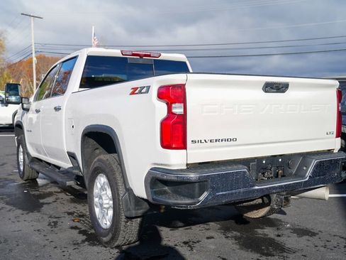 Used 2020 Chevrolet Silverado 2500 LTZ image 4