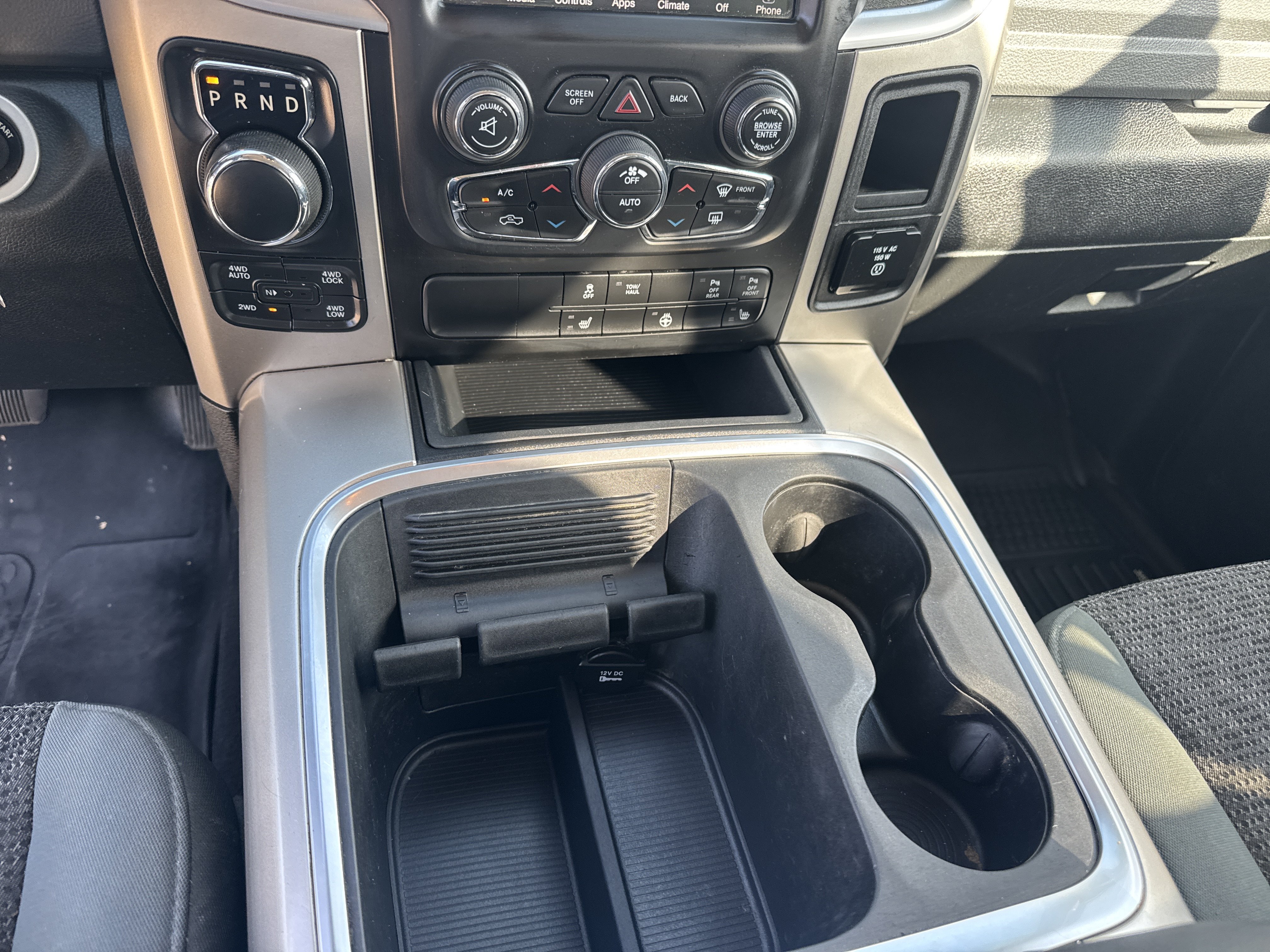 Used 2017 RAM 1500 Big Horn AWD/4WD image 18
