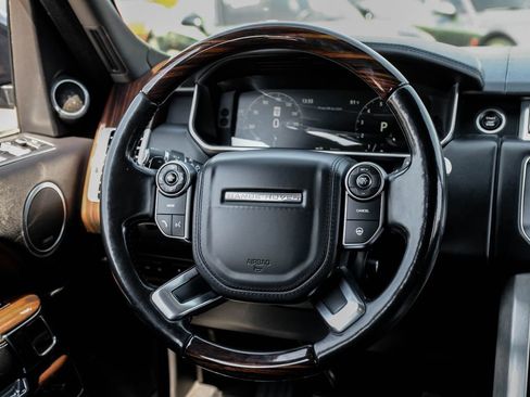 Used 2017 Land Rover Range Rover Supercharged image 14