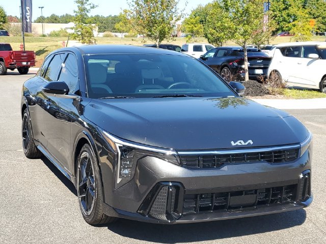 New 2026 Kia K4 GT-Line Turbo FWD image 3