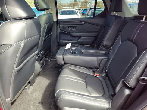 New 2026 Honda Pilot Touring image 30