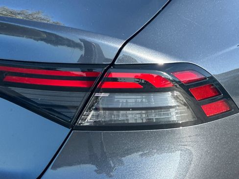 Used 2025 Honda Accord LX image 47