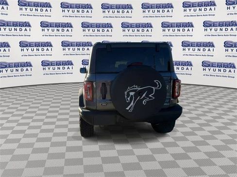 Used 2024 Ford Bronco Badlands image 7