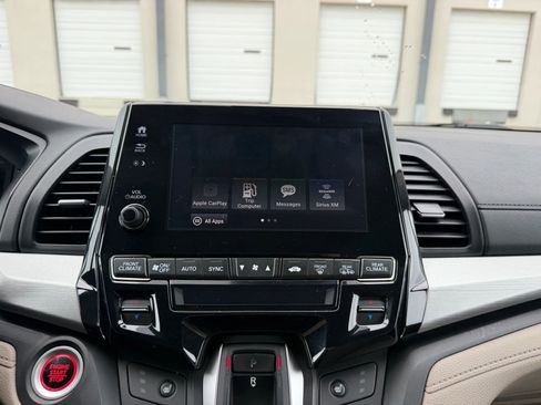 Used 2019 Honda Odyssey EX image 31