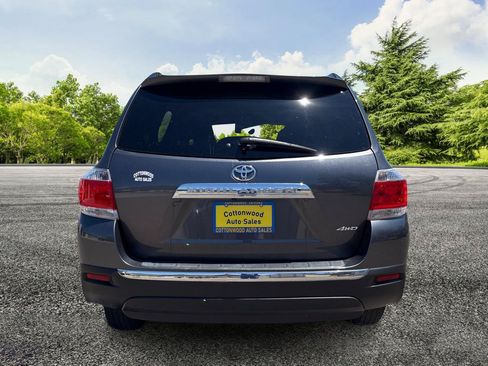 Used 2011 Toyota Highlander Limited w/ Tow Pkg AWD/4WD image 6