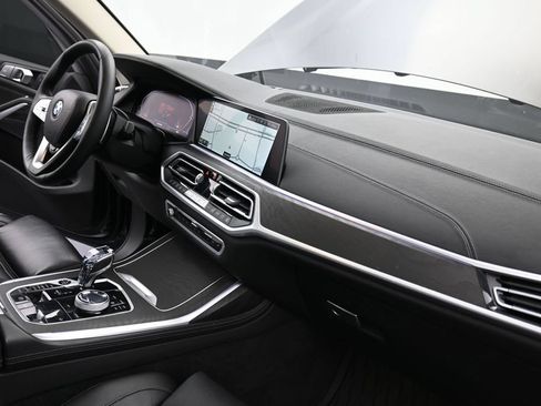 Used 2022 BMW X7 xDrive40i w/ Executive Package AWD/4WD image 21