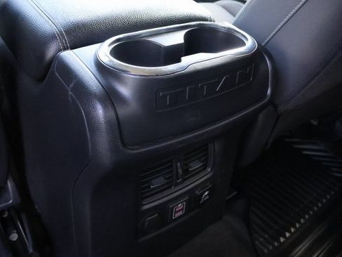 Used 2021 Nissan Titan SV w/ SV Convenience Package RWD image 19