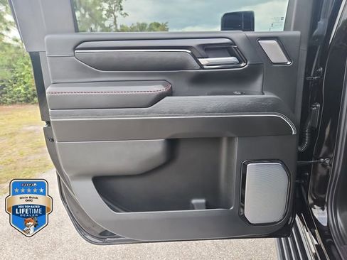 New 2026 GMC Sierra 2500 AT4X w/ AT4X AEV Edition AWD/4WD image 9