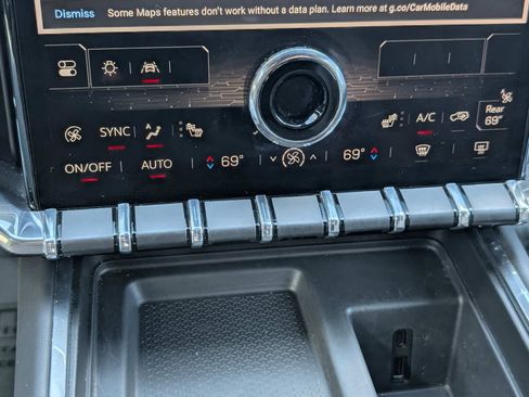 Certified 2024 GMC Acadia Elevation image 29