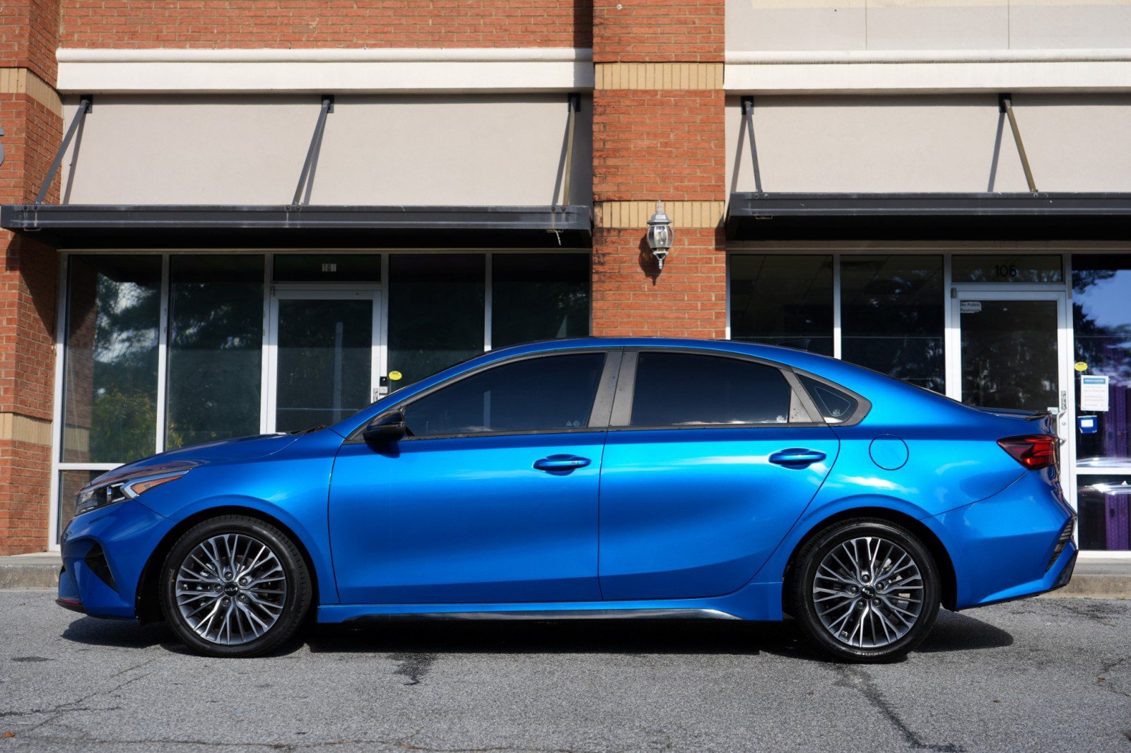 Used 2022 Kia Forte GT-Line w/ GT-Line Premium Package FWD image 8