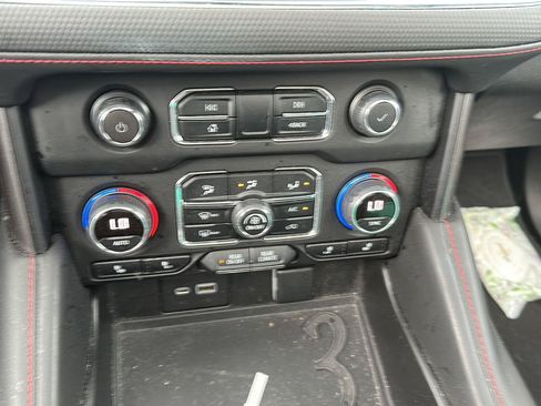 Used 2023 Chevrolet Tahoe RST AWD/4WD image 11