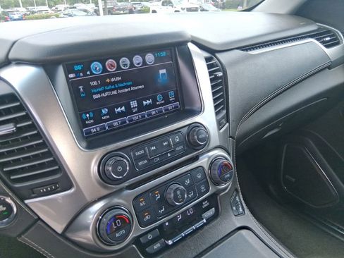 Used 2018 Chevrolet Tahoe Premier AWD/4WD image 13