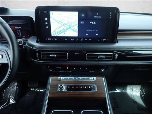 Used 2025 Lincoln Aviator Reserve w/ Illumination Package AWD/4WD image 16