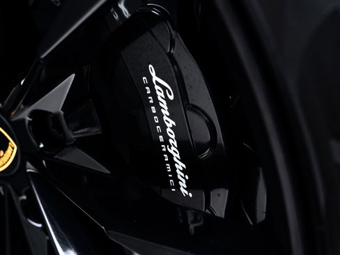 Used 2023 Lamborghini Urus S image 26