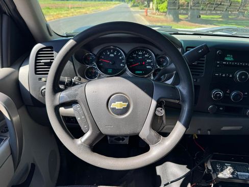 Used 2012 Chevrolet Silverado 3500 W/T RWD image 28