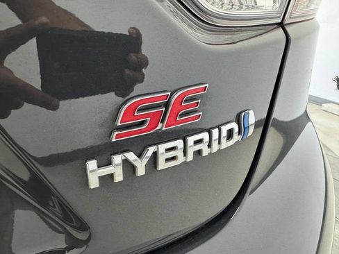 Used 2023 Toyota Corolla SE FWD image 45