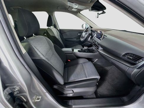 Used 2023 Nissan Rogue SV FWD image 31