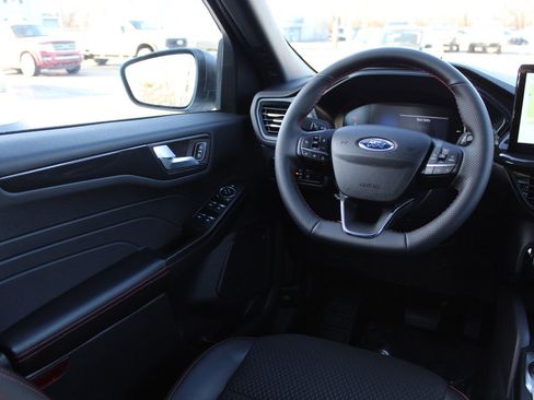 Used 2025 Ford Escape ST-Line w/ Tech Pack #1 image 10