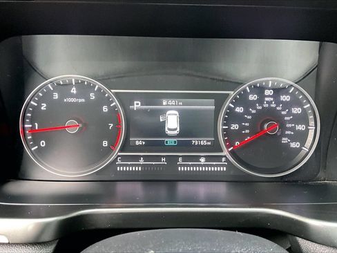 Used 2022 Kia Sorento LX FWD image 12
