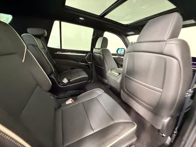 New 2026 Cadillac Escalade Luxury w/ Touring Package AWD/4WD image 37
