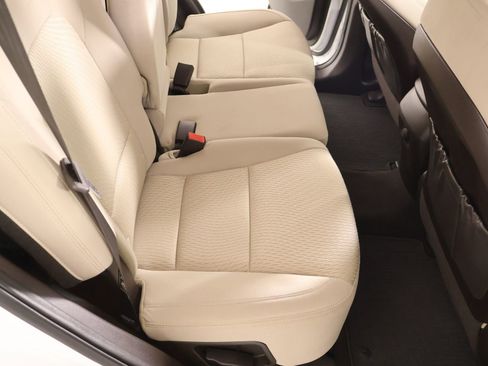 Used 2018 Hyundai Santa Fe Sport image 13