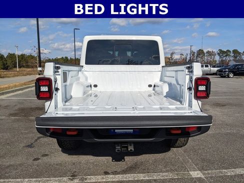 New 2026 Jeep Gladiator Mojave image 6