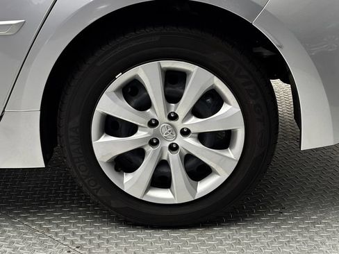 Used 2026 Toyota Corolla LE AWD/4WD image 6