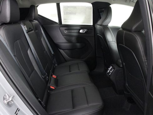 New 2025 Volvo XC40 B5 Plus w/ Protection Package Premier image 11