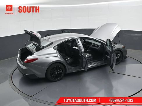 Used 2025 Toyota Camry SE FWD image 52