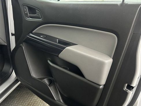 Used 2015 GMC Canyon 4x4 Extended Cab w/ Convenience Package image 33