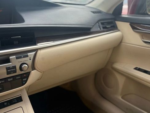 Used 2014 Lexus ES 350 image 40