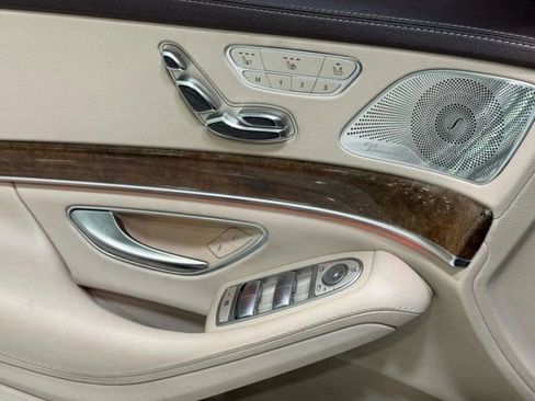 Used 2016 Mercedes-Benz S 550 4MATIC Sedan image 13