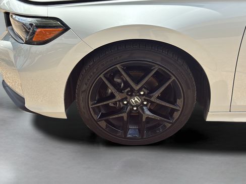 Used 2026 Honda Civic Sport image 33