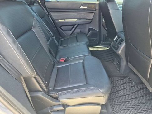 Used 2021 Volkswagen Atlas Cross Sport SEL AWD/4WD image 17