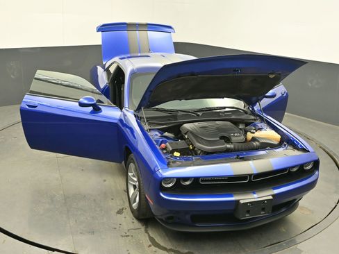 Used 2020 Dodge Challenger SXT w/ Cold Weather Group image 41