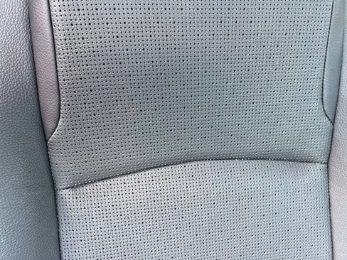Used 2025 Honda Odyssey Elite image 36