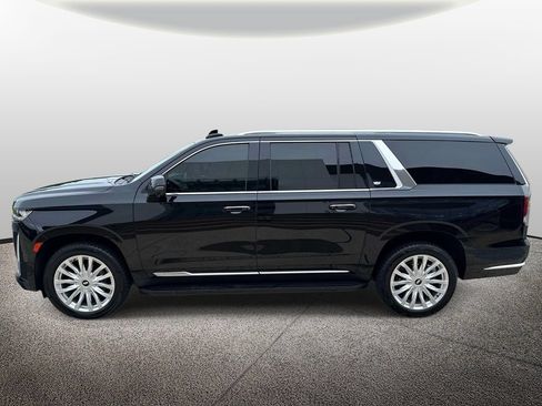 Used 2023 Cadillac Escalade ESV Luxury RWD image 3