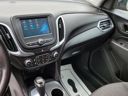 Used 2018 Chevrolet Equinox LT FWD image 21